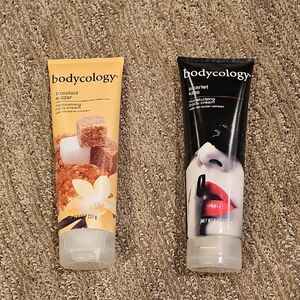 Toasted Sugar and Scarlet Kiss Moisturizing Body Cream Set. Opened But Not Used.